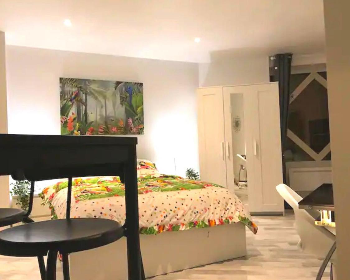 Plein Centre ,parking , Equipe ,confort * Clermont-Ferrand
